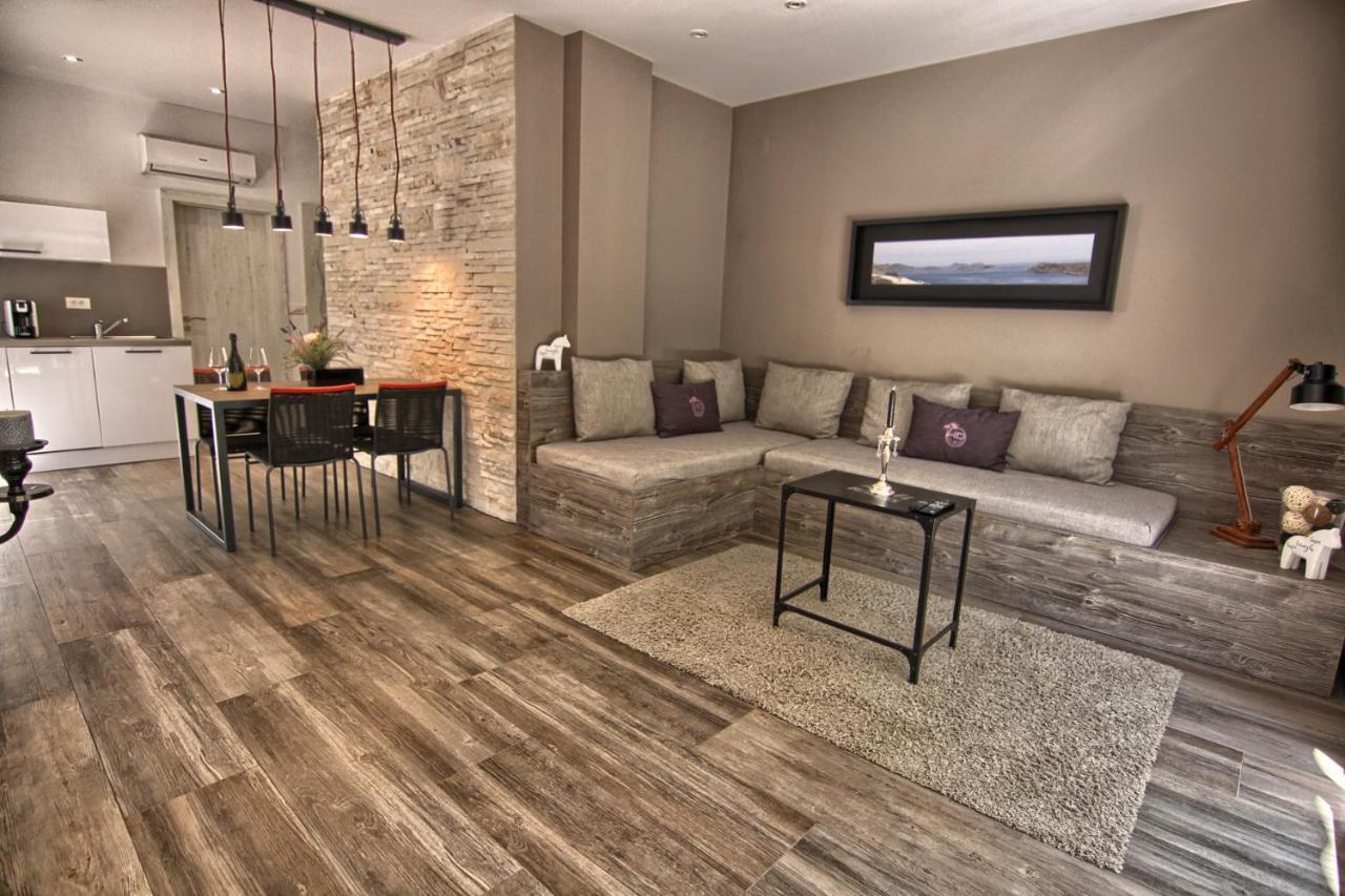 Hd House Ii *